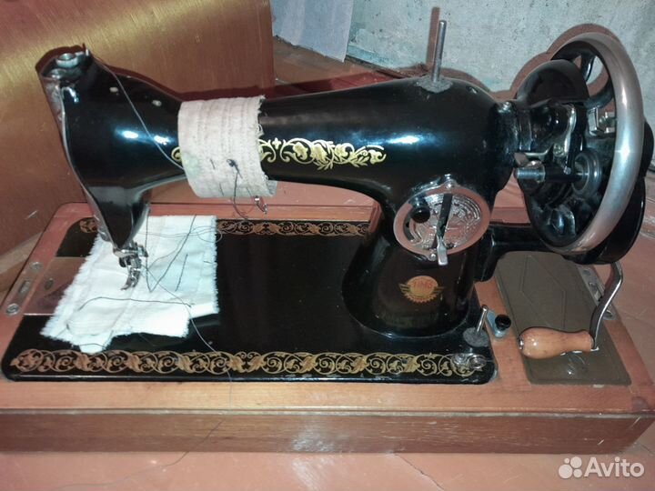 Швейная машинка