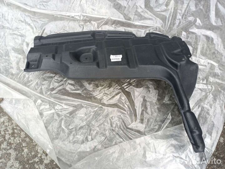 Пыльник двигателя Toyota Yaris