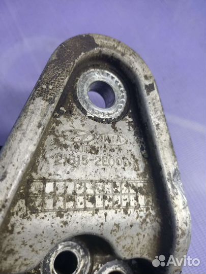 Кронштейн двигателя правый Kia Sportage 2