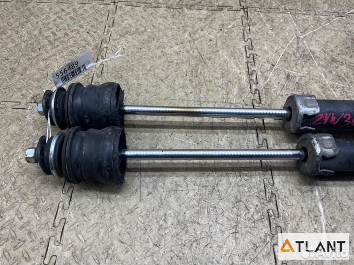 Амортизатор задний toyota prius