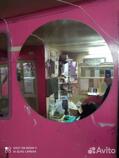 Парящая зеркало с LED подсветкой