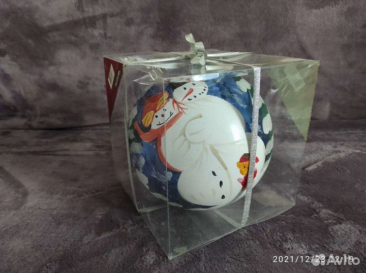 Большой ëлочный шар