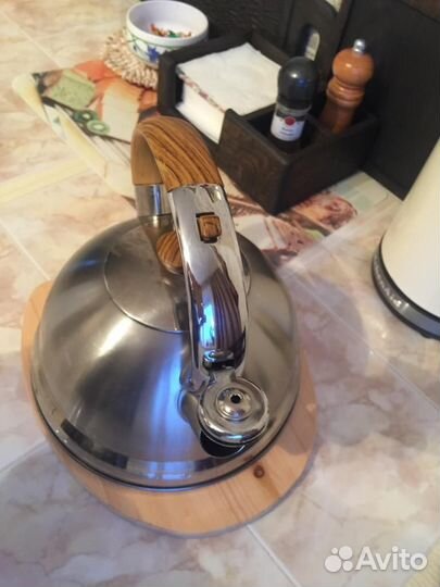 Чайник со свистком