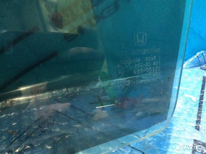 Стекло двери задней левой Honda Accord Viii