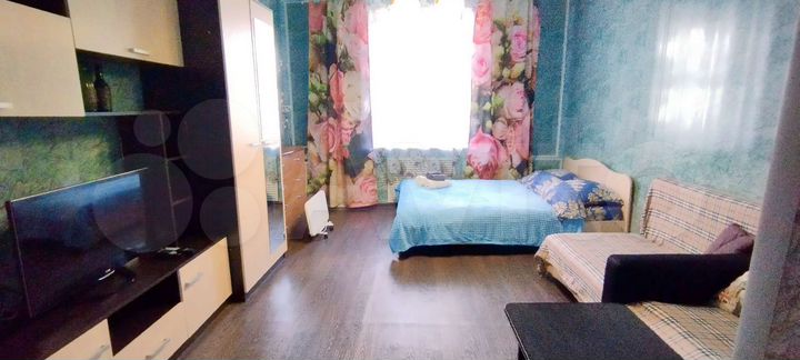 1-к. квартира, 40 м², 1/3 эт.