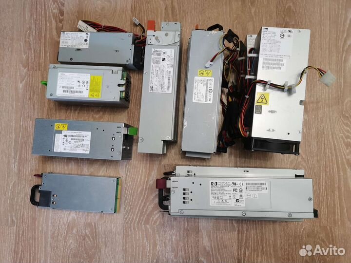 Блоки питания серверов много фото HP IBM Fujitsu