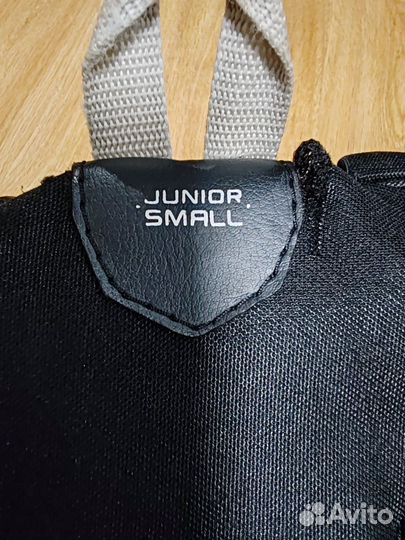 Нагрудник вратарский, щитки 26