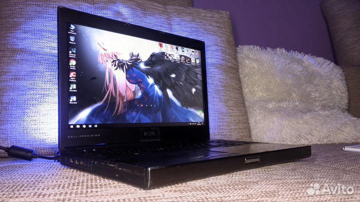 Игровой ноутбук core i7 32гб ssd hdd 1Тб