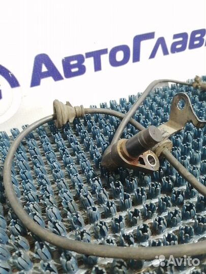 Датчик ABS Toyota Ractis