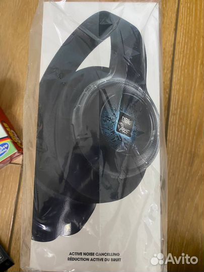 Беспроводные наушники JBL E65btnc