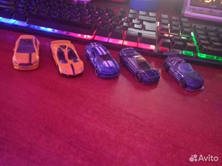 Машинки гоночные HotWheels оригинал