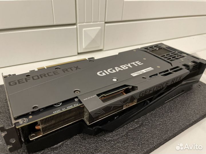 Видеокарта Gigabyte RTX 3080 Gaming OC 10gb (LHR)