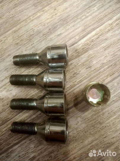 Секретные болты