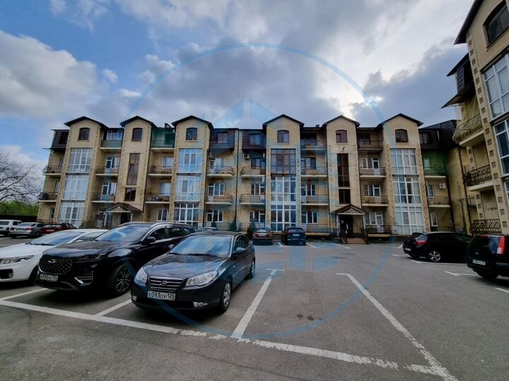 2-к. квартира, 67,2 м², 4/4 эт.