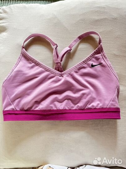 Спортивный топ nike