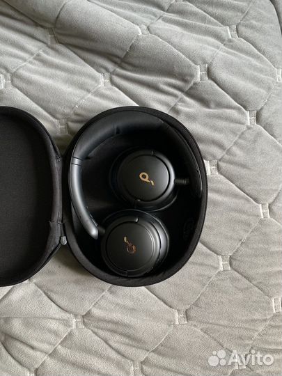 Беспроводные наушники anker soundcore life q30