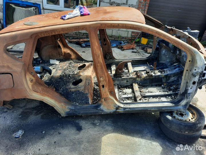 Порог правый Nissan Qashqai