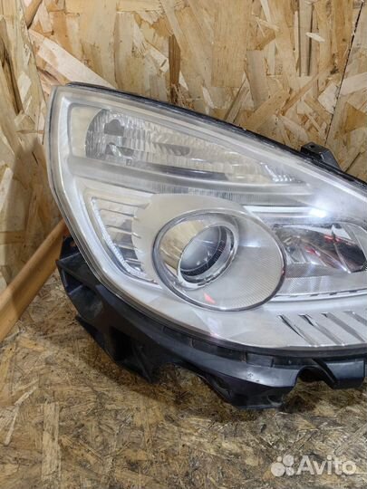 Фара Правая Рено Сценик 2 бу Оригинал 16453800RE