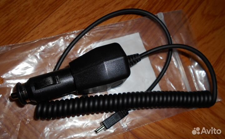 Зарядка в прикуриватель mini USB