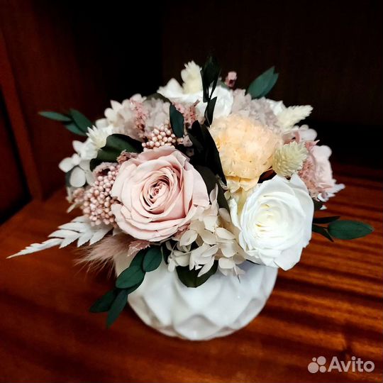 Букет из вечных стабилизированных цветов