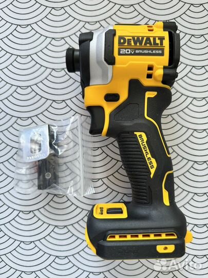 Dewalt DCF850N (оригинал)