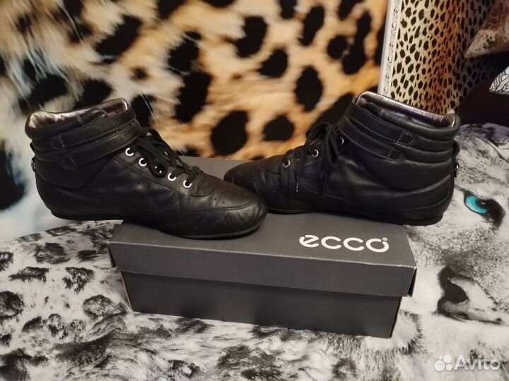 Ботинки Ecco 39