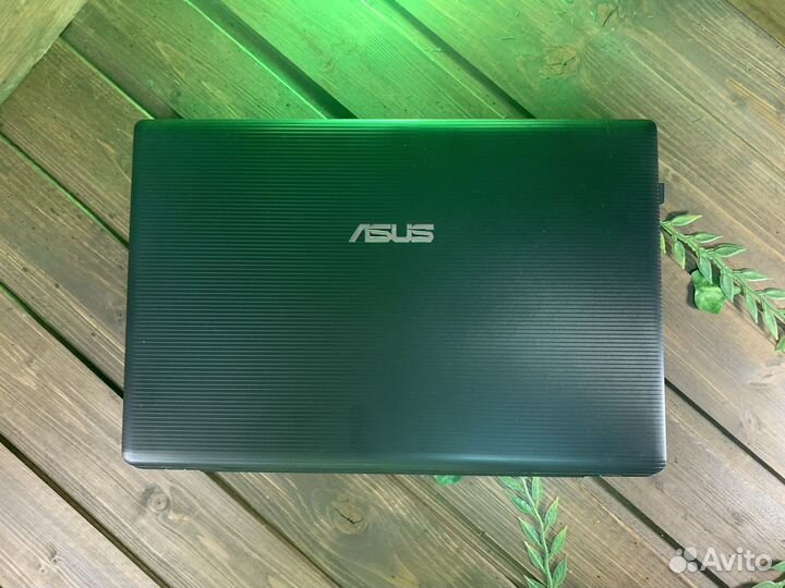 Ноутбук Asus/4ядра/4gb/SSD256gb