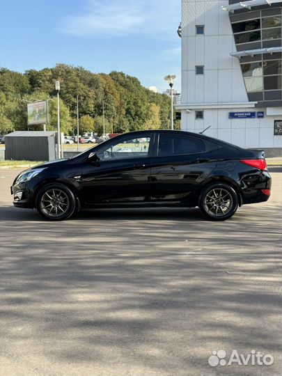 Hyundai Solaris 1.6 AT, 2015, 108 000 км