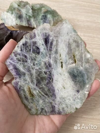 Флюорит коллекционный образец камень минерал