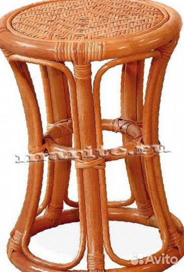 Табурет плетеный из натурального ротанга