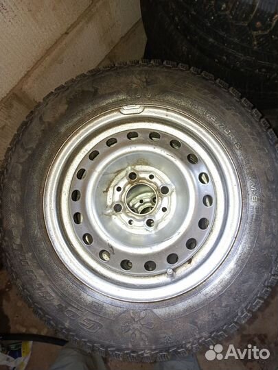 Комплект зимних колес r13