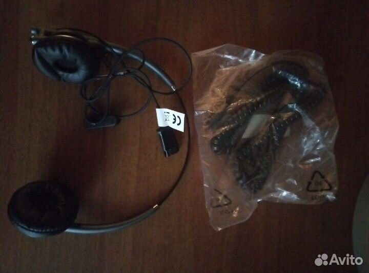 Профессиональная гарнитура Plantronics PL-HW301N