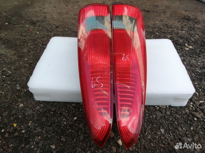 Фонарь задний Ford Fusion дорестайл 2005