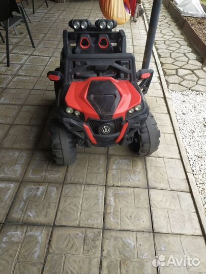 Детский электромобиль бу