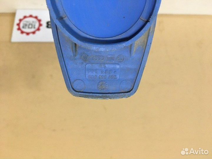 Крышка бачка стеклоомывателя Volkswagen Passat B8