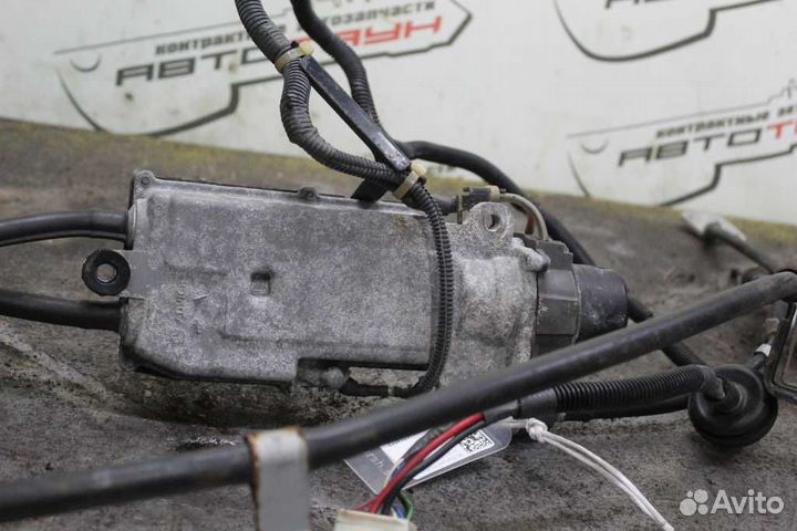 Моторчик стояночного тормоза lexus LS460 LS600H US