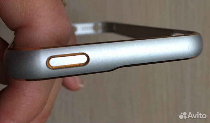 Защитная рамка (бампер) для iPhone 5s, SE