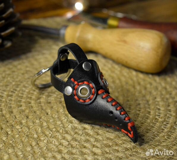 Брелок из натуральной кожи 