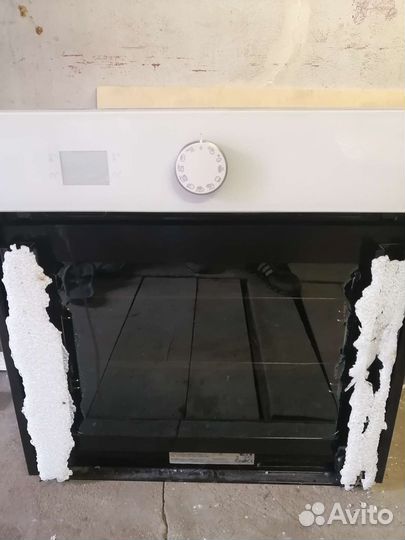 Духовой шкаф