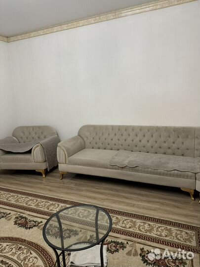 Угловой диван с креслом бу