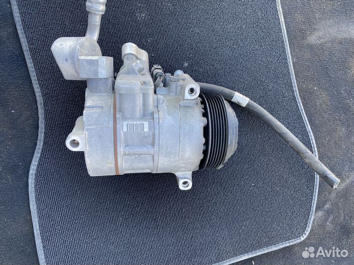 Компрессор кондиционера Mercedes w212 оригинал
