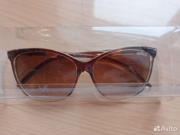 Солнцезащитные очки женские