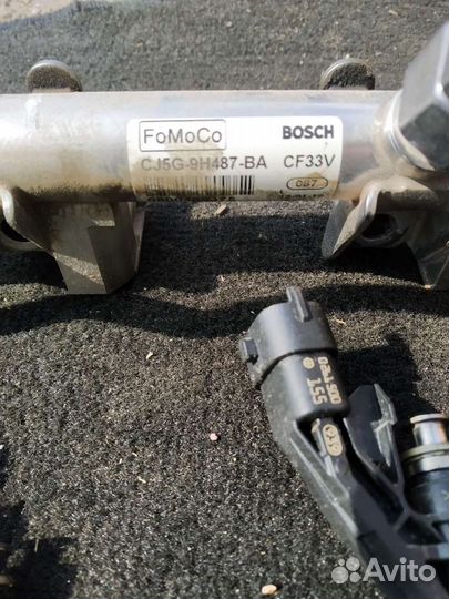 Топливные форсунки Ford Kuga 2,4wd 1.6