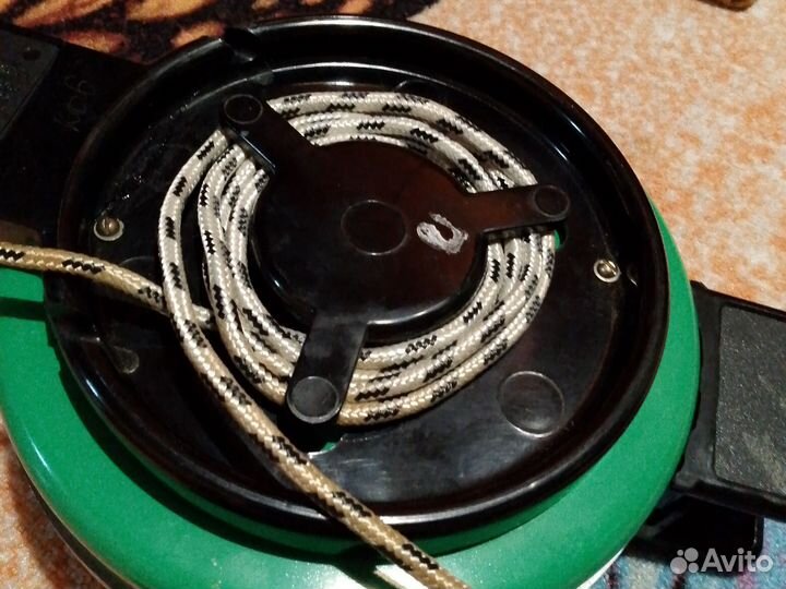 Электровафельница Уралочка 90 годы