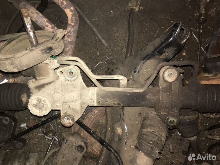 Рулевая рейка Renault Laguna 1