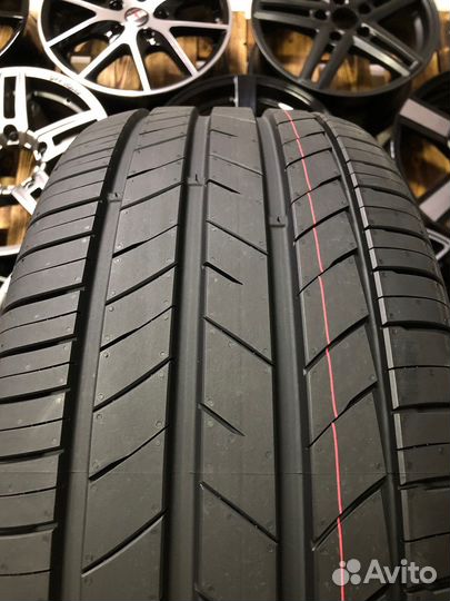 Kumho Ecsta HS52 195/55 R16 87W