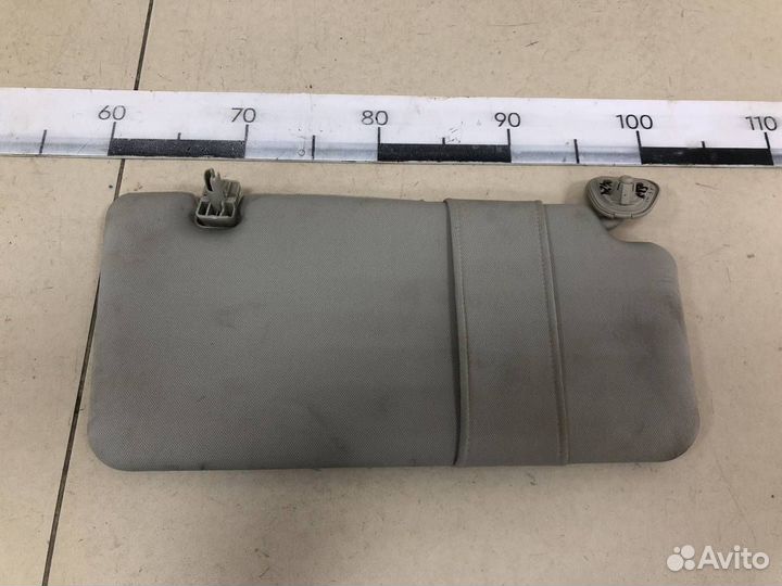 Козырек солнцезащитный внутри Nissan Tiida C11 200