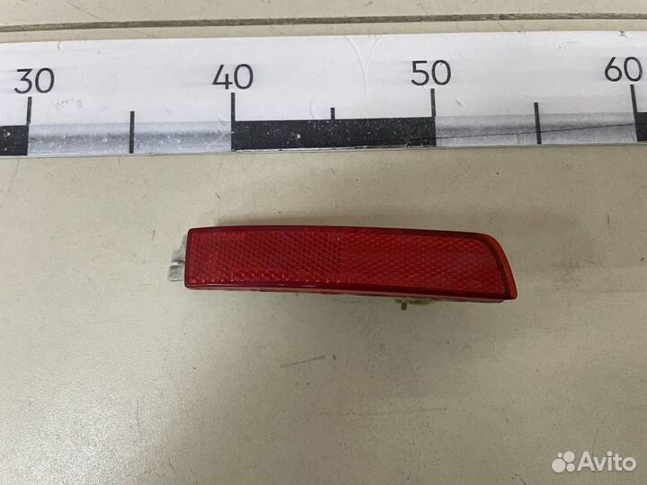 Отражатель в бампер задний левый Infiniti FX/QX70