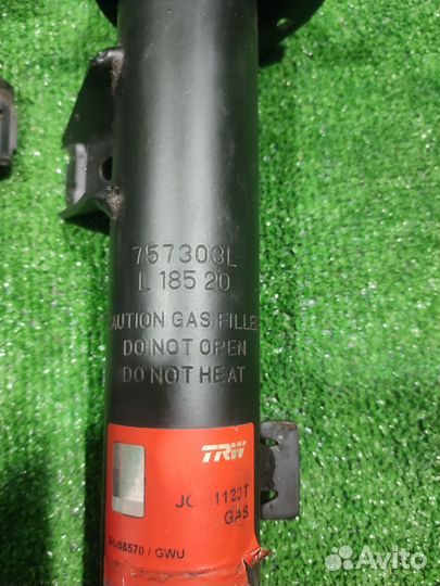 Комплект задний амортизаторов BMW 3-Series