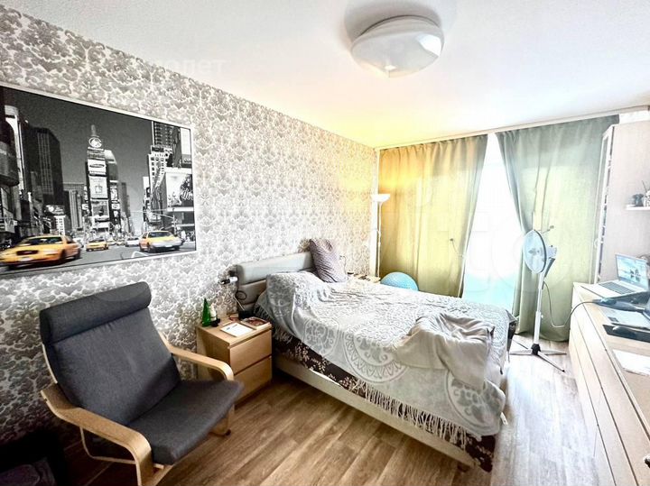 1-к. квартира, 42 м², 7/17 эт.